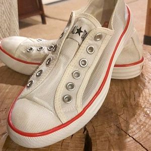 converse beach shoes